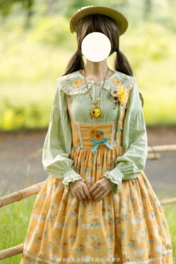 [Pre-order] Gardening Sunflower Embroidered Collar Blouse -LOLITA Shop 4ab72c43gy1hud2lzpl4xj22xs4eou0z