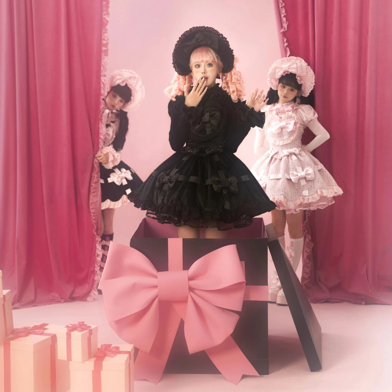 Ribbon Gift Box Long Sleeve Top 8 Ribbon Gift Box Long Sleeve Top - Image 6