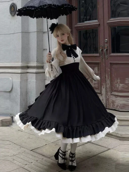 Black Rose Embroidered Fake Two-piece Dress