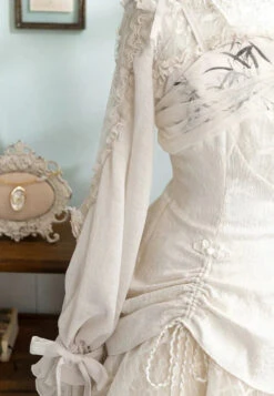 Blouse With Floral Corsage On Sleeve -LOLITA Shop O1CN01J91YDP20GWnKaMlOL 2204254596822 f21fffa4 1045 42e8 ad02 d2049e0e9aeb