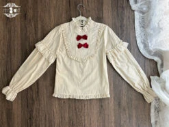 [Pre-orders Available Until 1/23] Sweet Berry Rabbit Stand Collar Blouse