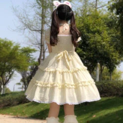 Frill Square Neck Sweet Loli Short Sleeve Dress And Headdress 41 Frill Square Neck Sweet Loli Short Sleeve Dress And Headdress -LOLITA Shop O1CN01fWroLo2B5UsqmXkia 238118287
