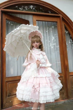 [Pre-orders Available Until 8/15] Labyrinth Doll 3-piece Set: Jumper Skirt, Princess Sleeves, And Cape -LOLITA Shop e00bad86gy1hrwyo1xhc6j237k4tc1l2