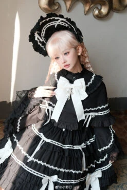 [Pre-orders Available Until 8/15] Labyrinth Doll 3-piece Set: Jumper Skirt, Princess Sleeves, And Cape -LOLITA Shop e00bad86gy1hrwyo9xd3fj237k4tchdy
